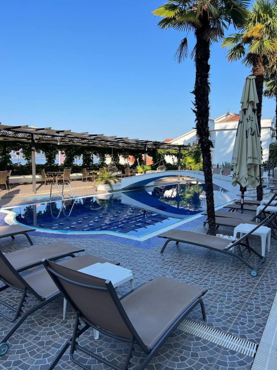 Hotel Xanadu Herceg Novi Zewnętrze zdjęcie