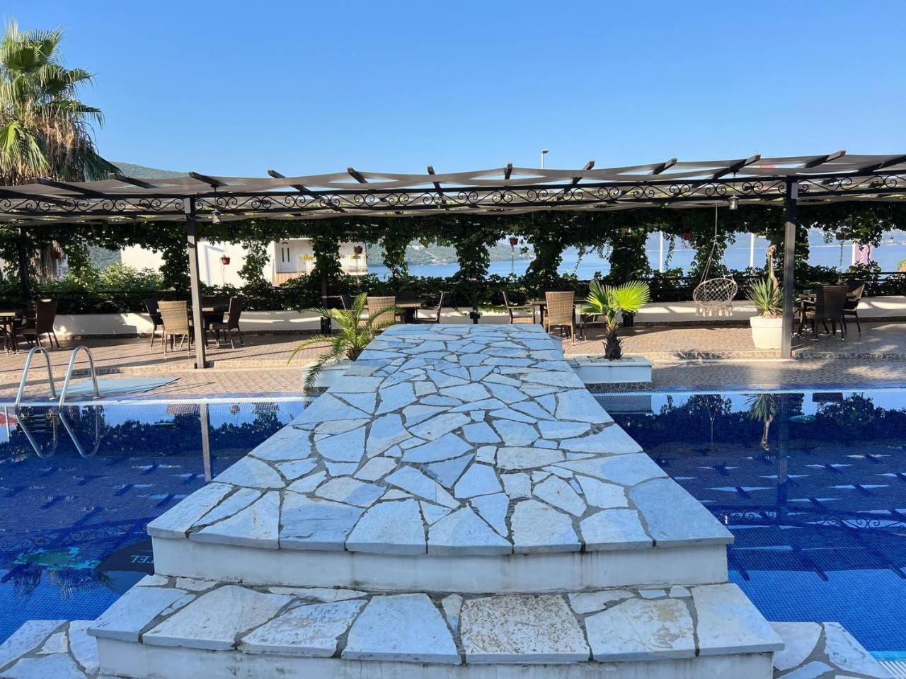 Hotel Xanadu Herceg Novi Zewnętrze zdjęcie